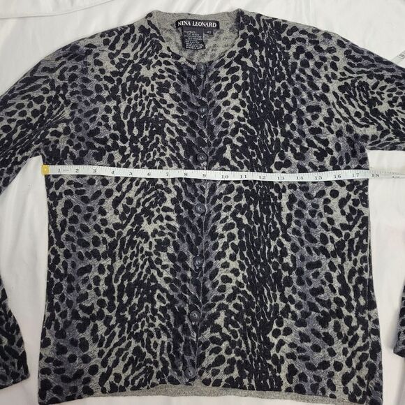 NINA LEONARD snow leopard angora blend button‎ up cardigan sweater petite S - Picture 6 of 7